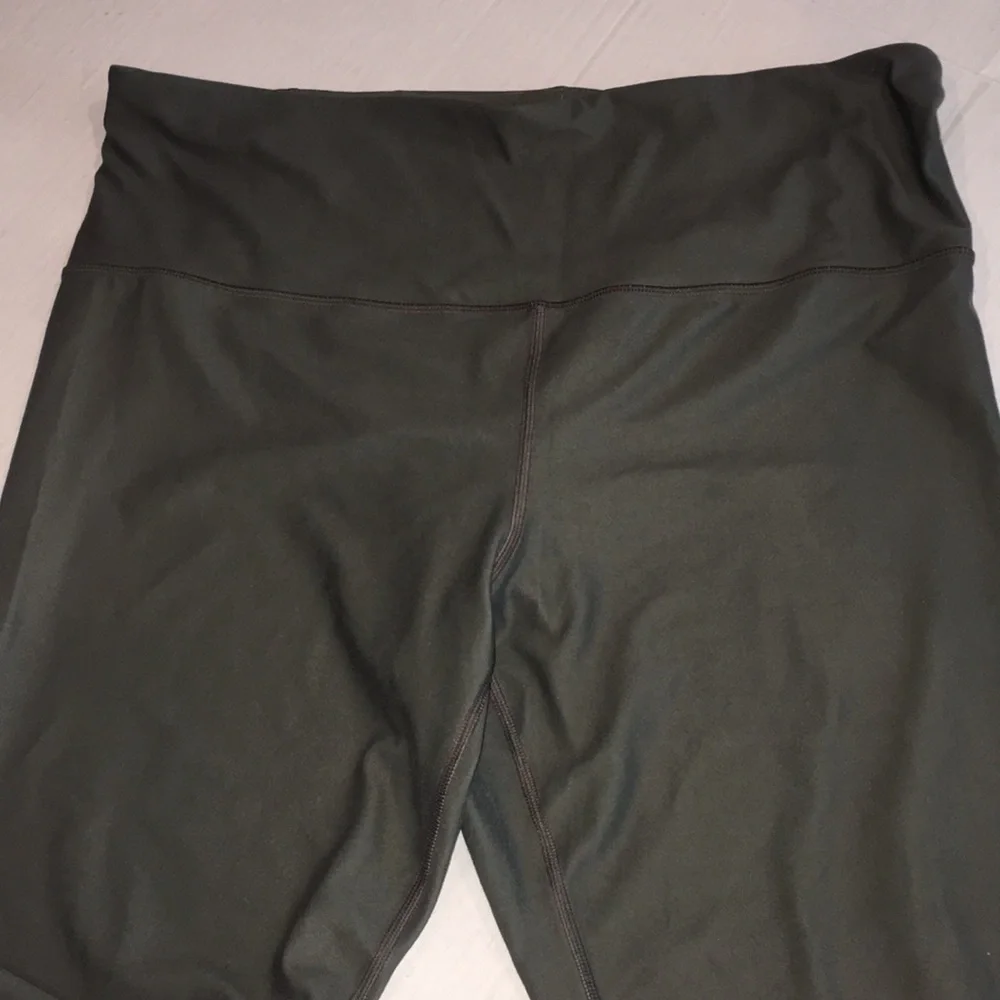 Athleta Cropped Legging | Elation Tight | Gray | XL